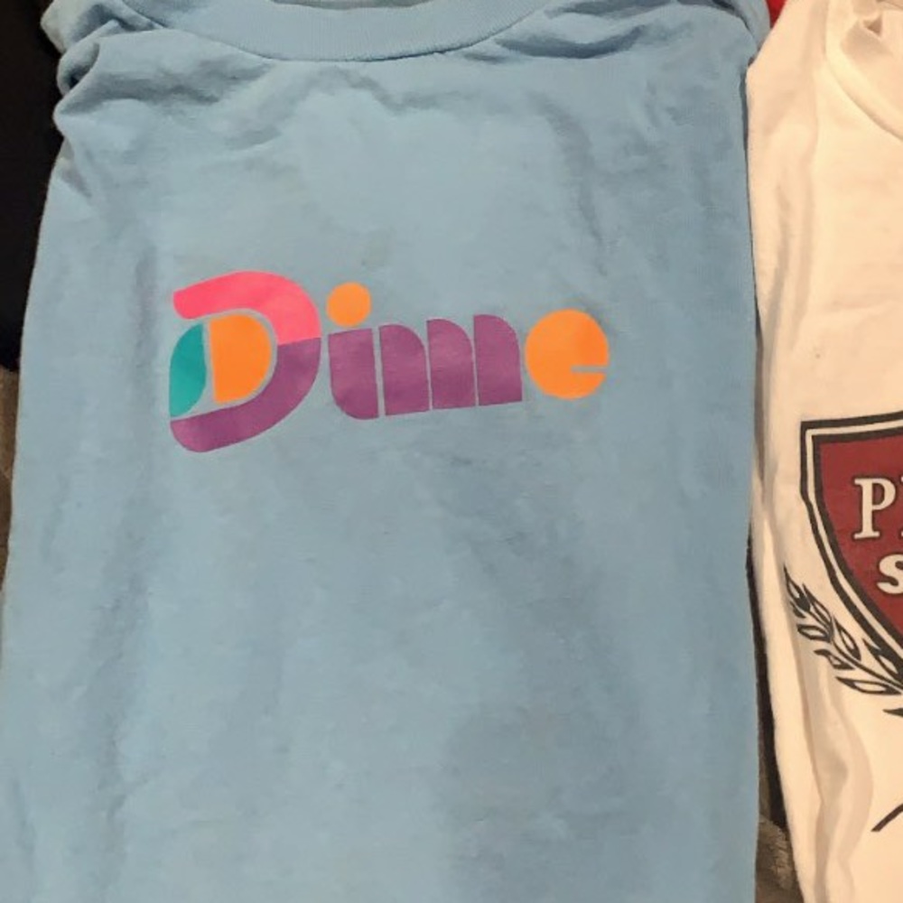 Dime shirt medium. Barley worn